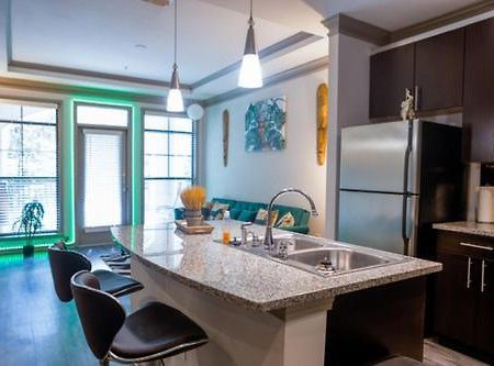 The Safari Atlanta Apartment Bagian luar foto