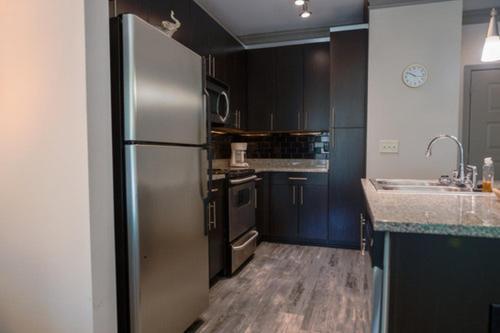 The Safari Atlanta Apartment Bagian luar foto
