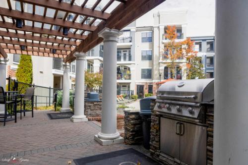 The Safari Atlanta Apartment Bagian luar foto